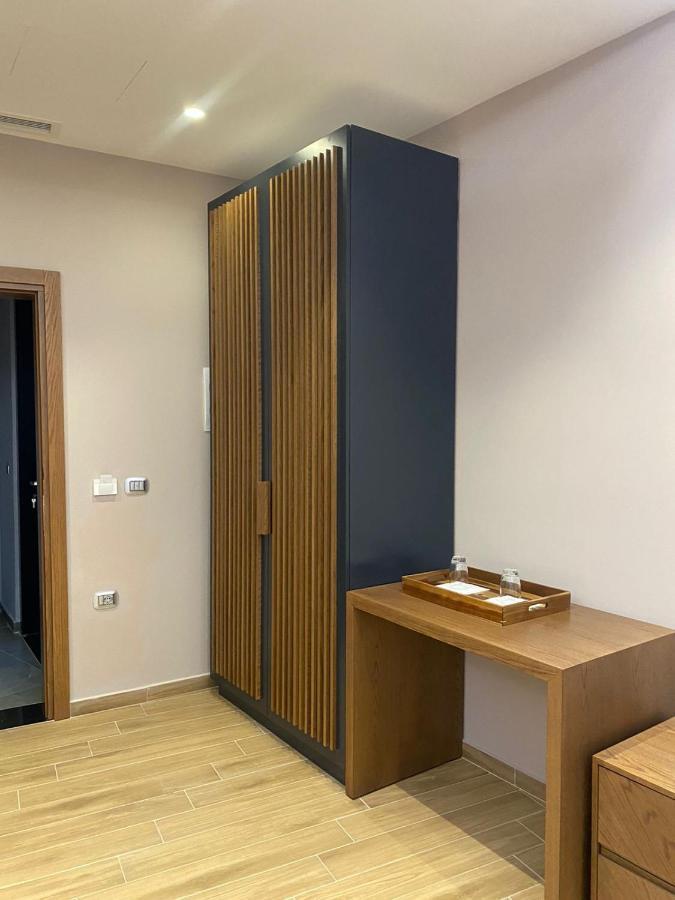 Coco Hotel Tiranë Ngoại thất bức ảnh