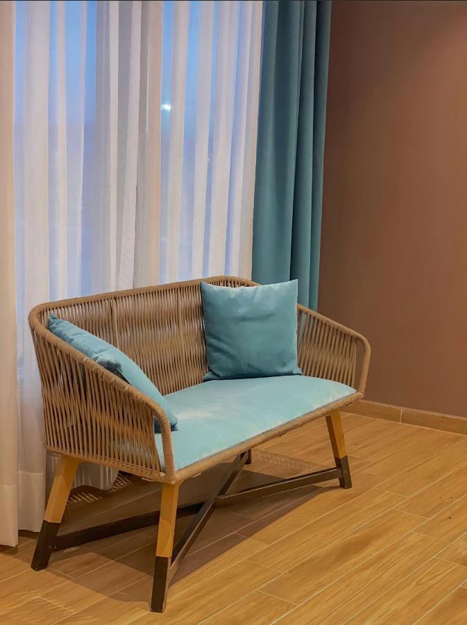 Coco Hotel Tiranë Ngoại thất bức ảnh
